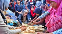 Siti-Atikoh-Ganjar